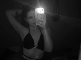 girl camsex DoloresHuesing