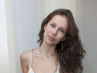 naked cam girl masturbating with sextoy EdlinHathorne