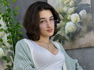 sexy cam girl picture EdnaRomberg