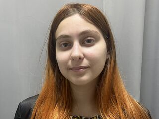 free chatroom ElizabethSut