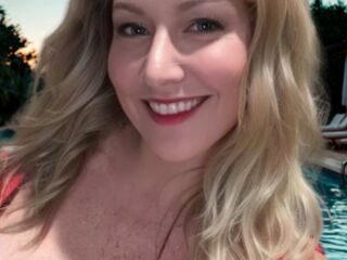 fingering webcam girl EllaSophiaNoir
