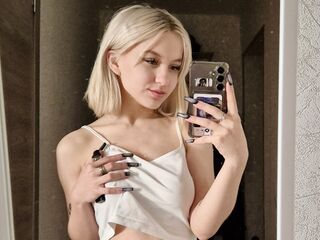 sexy cam girl picture EllieBraddy