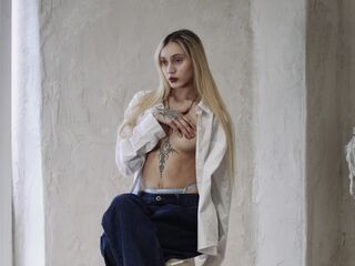 fingering camgirl EllieXeno