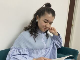 naughty cam girl fingering shaved pussy EllyJames