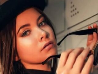 free hardcore sex webcam ElodiRose