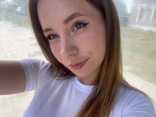adult web cam ElowenStar