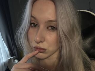 camgirl fingering pussy ElviStars