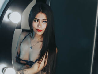 camwhore nude EmilyClarkk