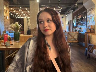 hot naked webcam girl EmilyGreek