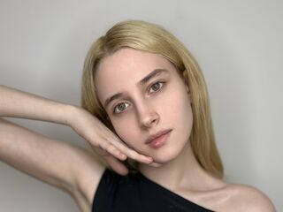 nude webcamgirl photo EmmaHurriet