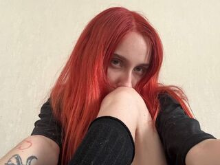 cam girl playing with dildo EmmaKrasnova