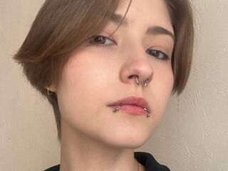 camgirl webcam photo EssieAcheampong