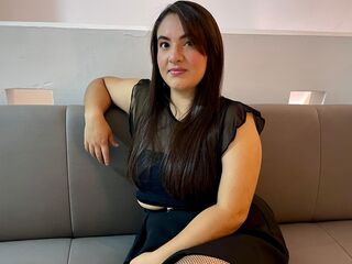 chat room live cam EvvaCollins