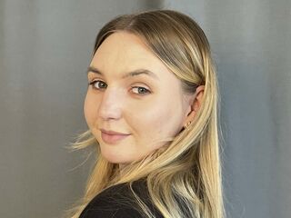 cam girl video chat FloraBrenden