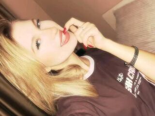 adult chatroom FlossieRoseth