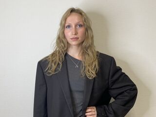 cybersex chat room IrinaVelzeboer