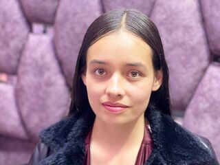 jasmin sexshow IssaMontenegro