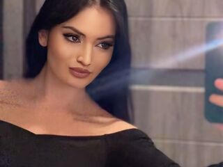 beautiful camgirl IulianaSmith