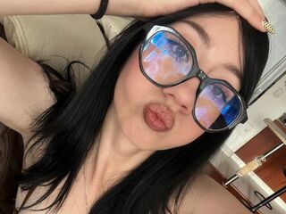 chatroom cam IvvyStorm