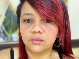 hot cam girl fingering shaved pussy JennyMatters