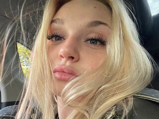 hot naked webcamgirl JinEvjen