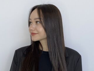 naked camgirl masturbating with vibrator JinGrinnan