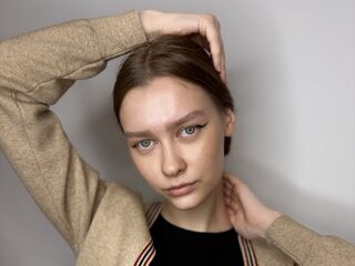 fingering camgirl JonnieHillen