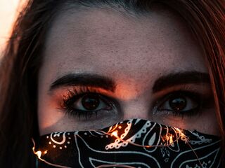 camwhore spreading pussy KatieAdamss