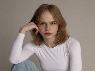 naked girl with live cam fingering KayleenElms