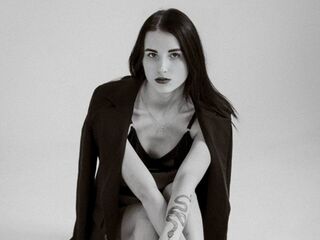beautiful girl KellyBrett