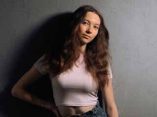 topless webcam girl KimSnyder