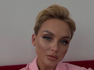 chat room cam LanaDeFill