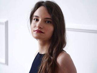 sexy webcamgirl pic LatarshaLoreg