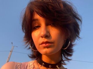 naked girl with webcam masturbating with dildo LatoshaZayicek