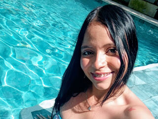 cam chat room LauraVelle