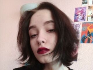 camwhore masturbating with dildo LauraViolet