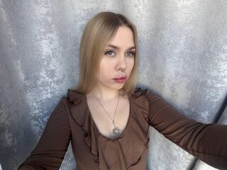 girl chat room LilianaCross