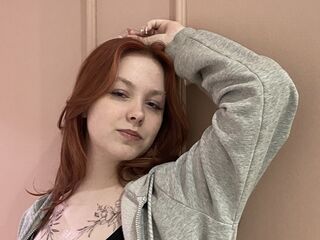 fingering LindaBenne