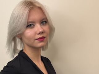 nude cam picture LindsayMcirvin