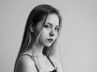 fingering girl cam LizbethBulmer