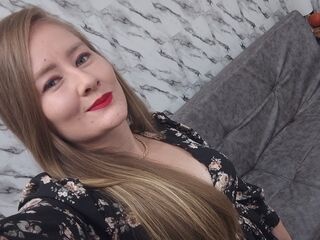 shower webcam LizzMyers