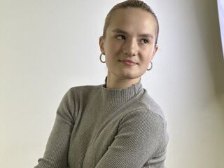 free liveshow LorrianePytko