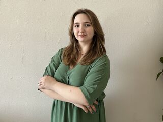 camslut topless LucilleBride