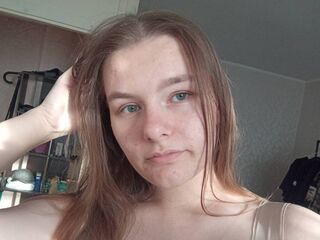 girl webcam LucilleDeinert