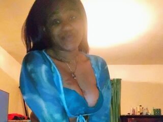 cam girl LushLucii