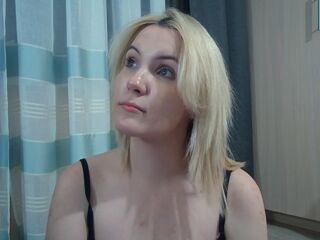 shower livecam LyndaHuppenbauer