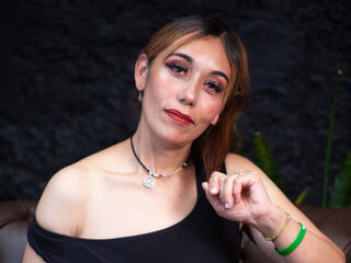 masturbating MadeleineSartori
