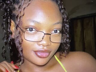 adult cam show MakyDina