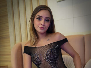 naked camgirl gallery MarraBloom
