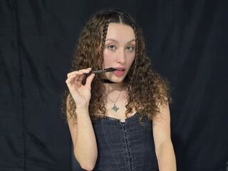 hot camslut MarthiAdams